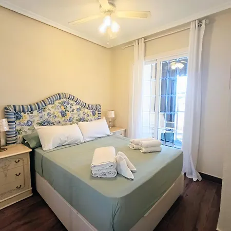 Ocean View Apartment, A One-minute Walk To The Benidorm